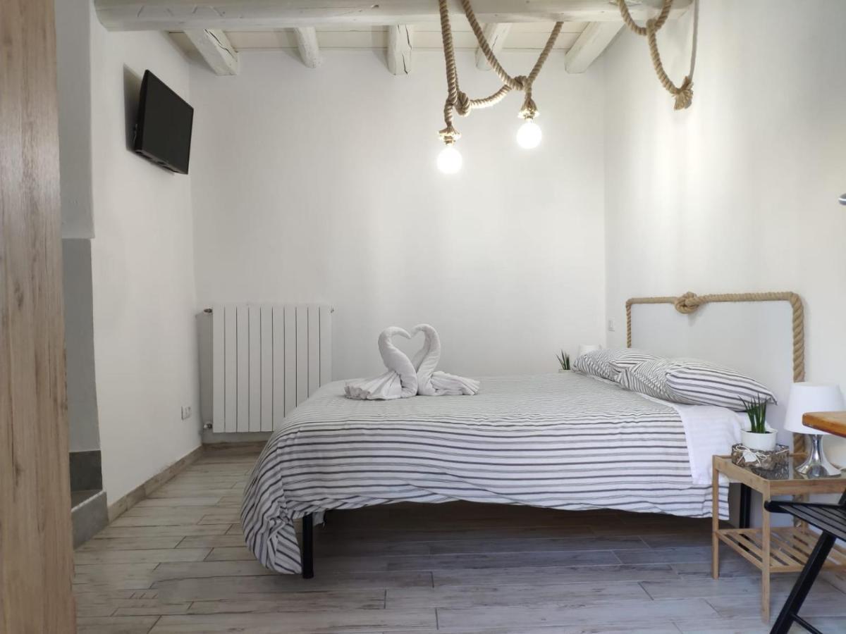 Sweet House Self Check-In 24H Hotel Cavallasca Bagian luar foto