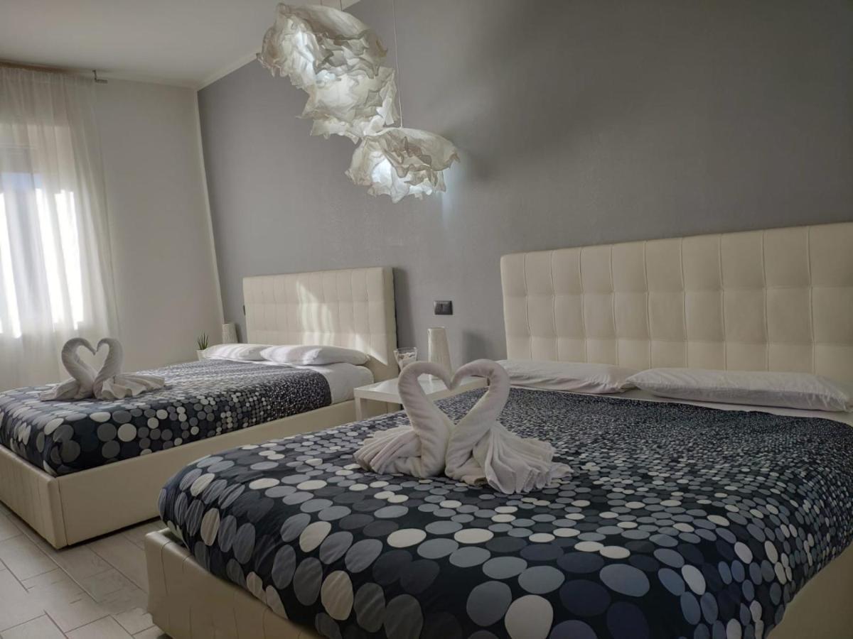 Sweet House Self Check-In 24H Hotel Cavallasca Bagian luar foto